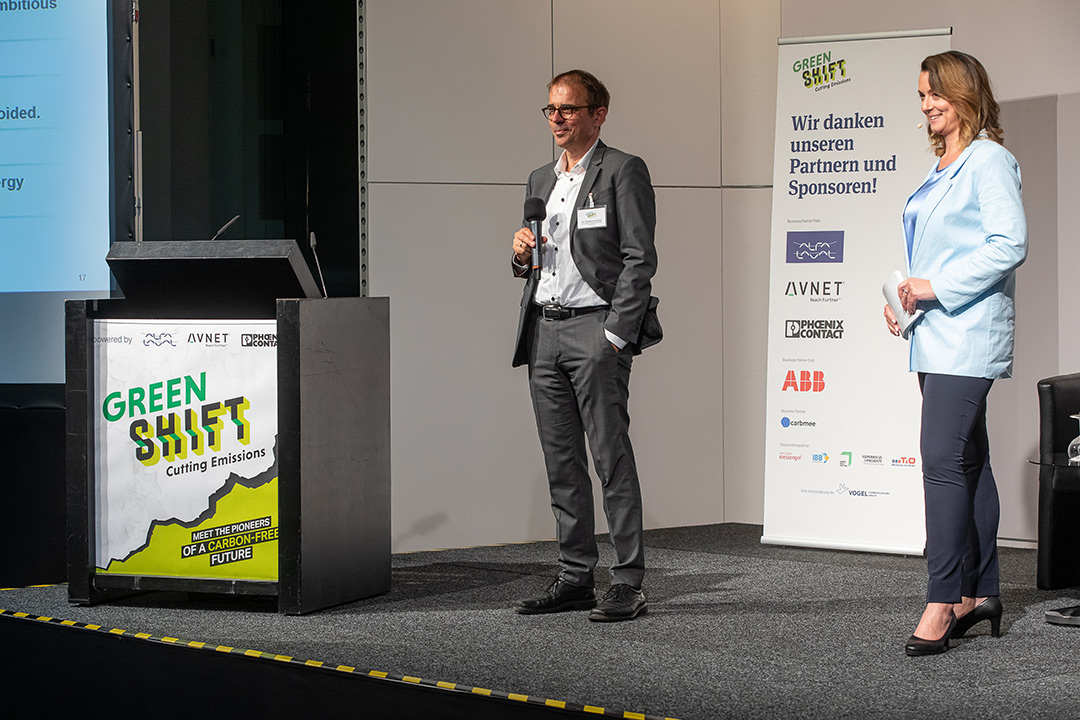 Moderatorin-Muenchen-Anna-Gross-Green-Shift-1